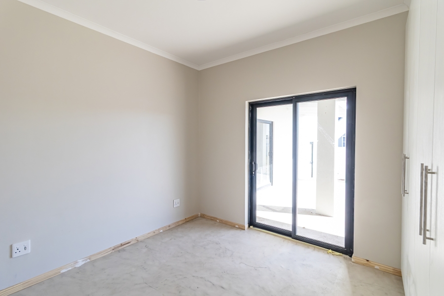 3 Bedroom Property for Sale in Hoogland Western Cape